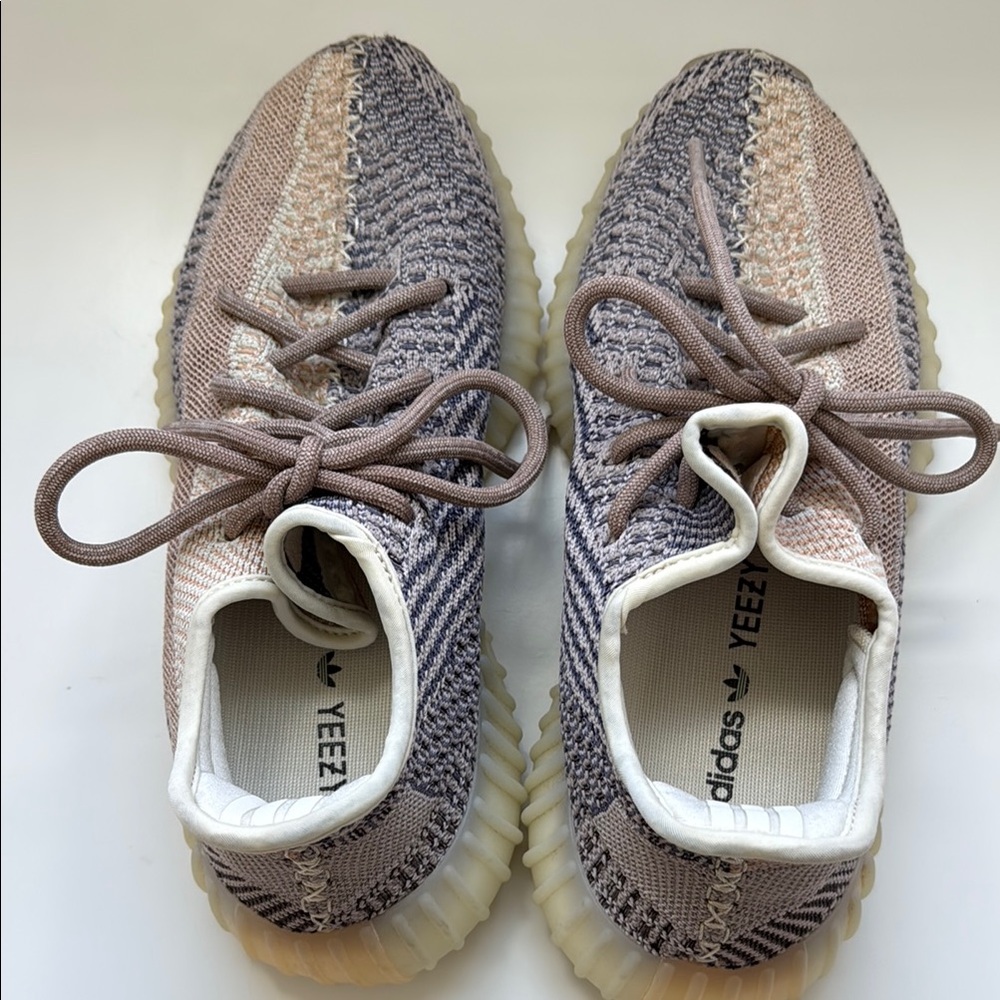 Addidas Yeezy Boost 350 V2 Ash Pearl size 7.